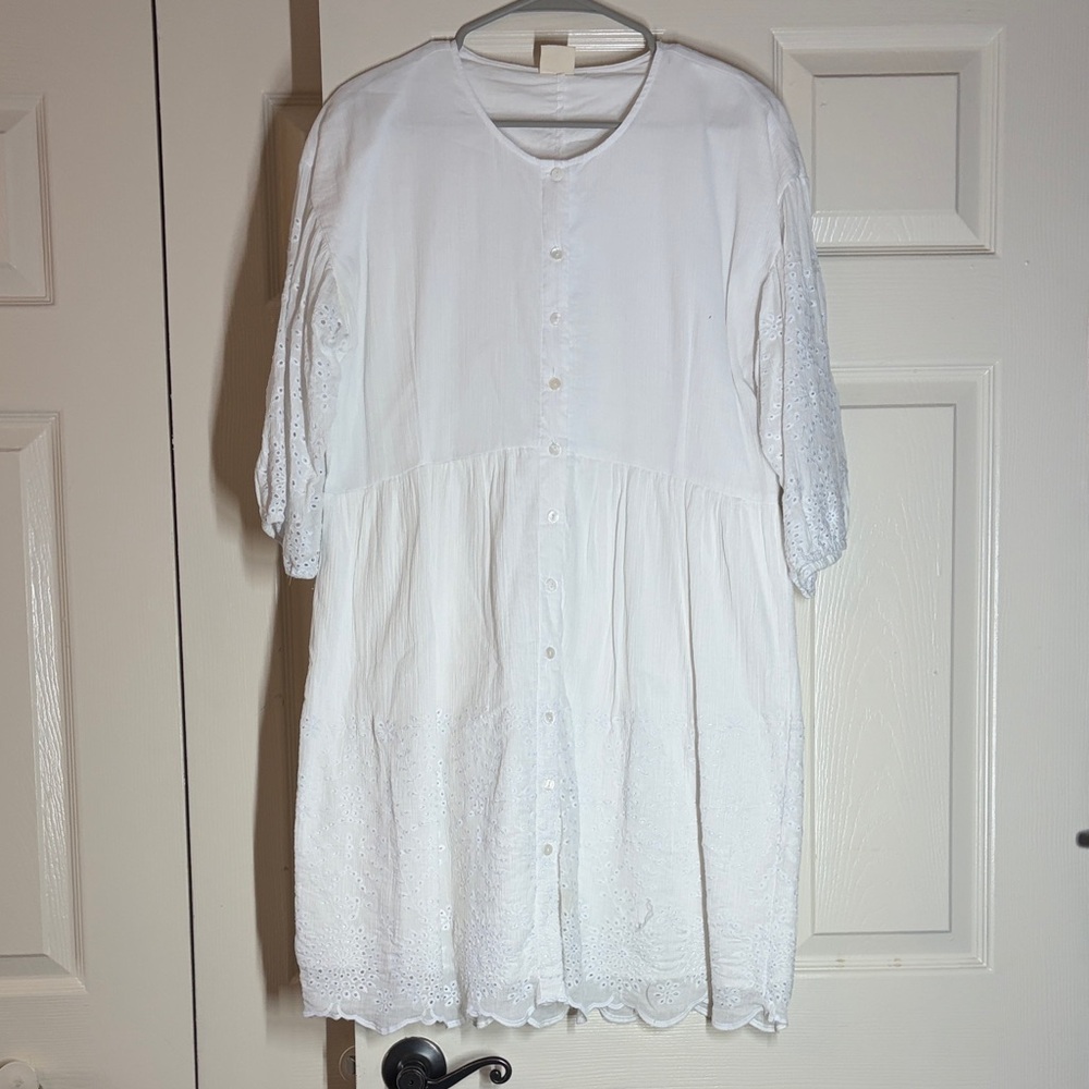 Elegant White Midi Dress